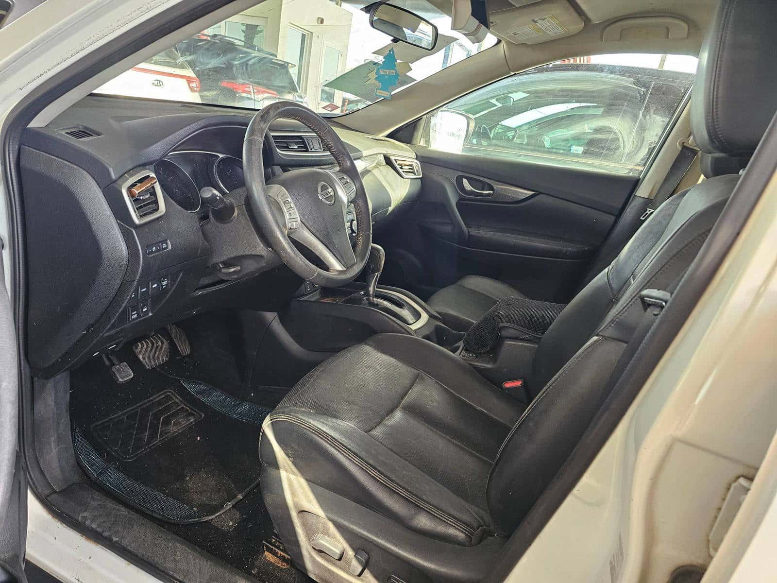 Nissan Rogue 2014 thumbnail 6
