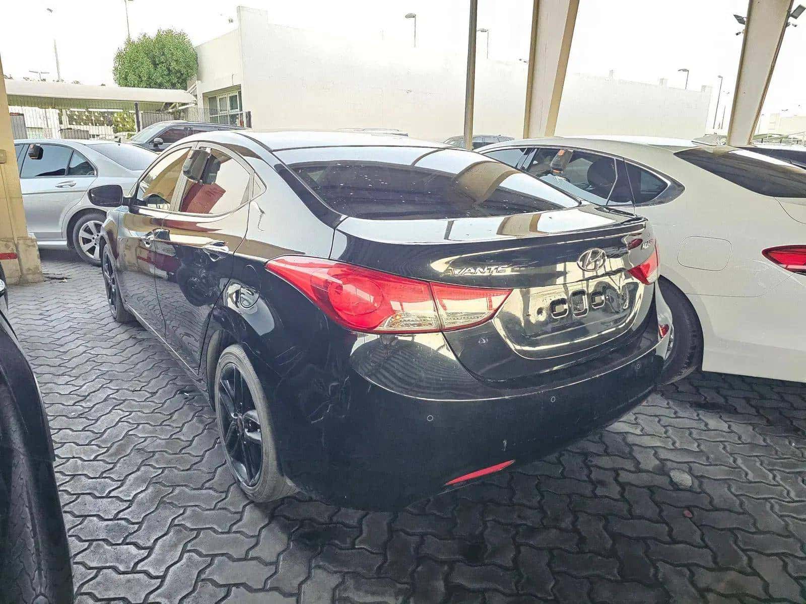HYUNDAI AVANTE 2011 thumbnail 5