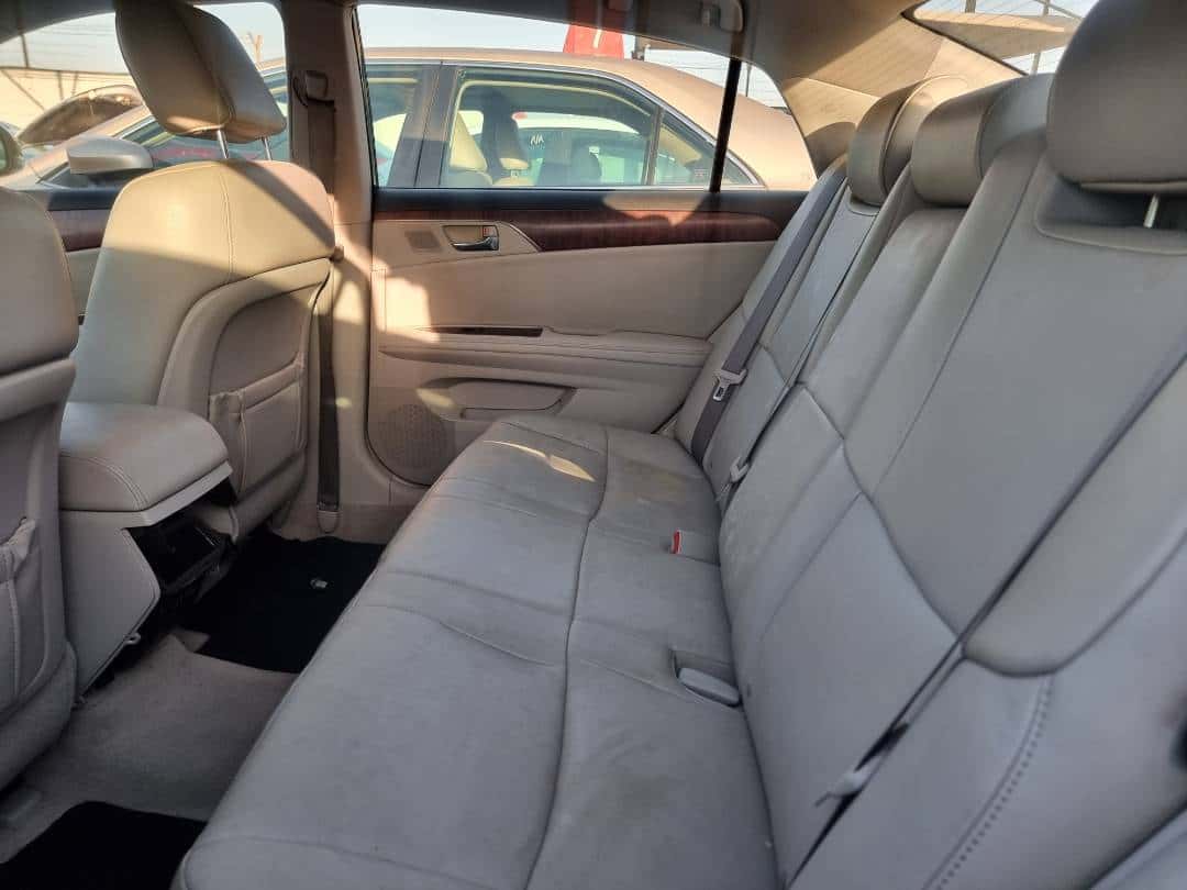 Toyota Avalon 2011 thumbnail 6