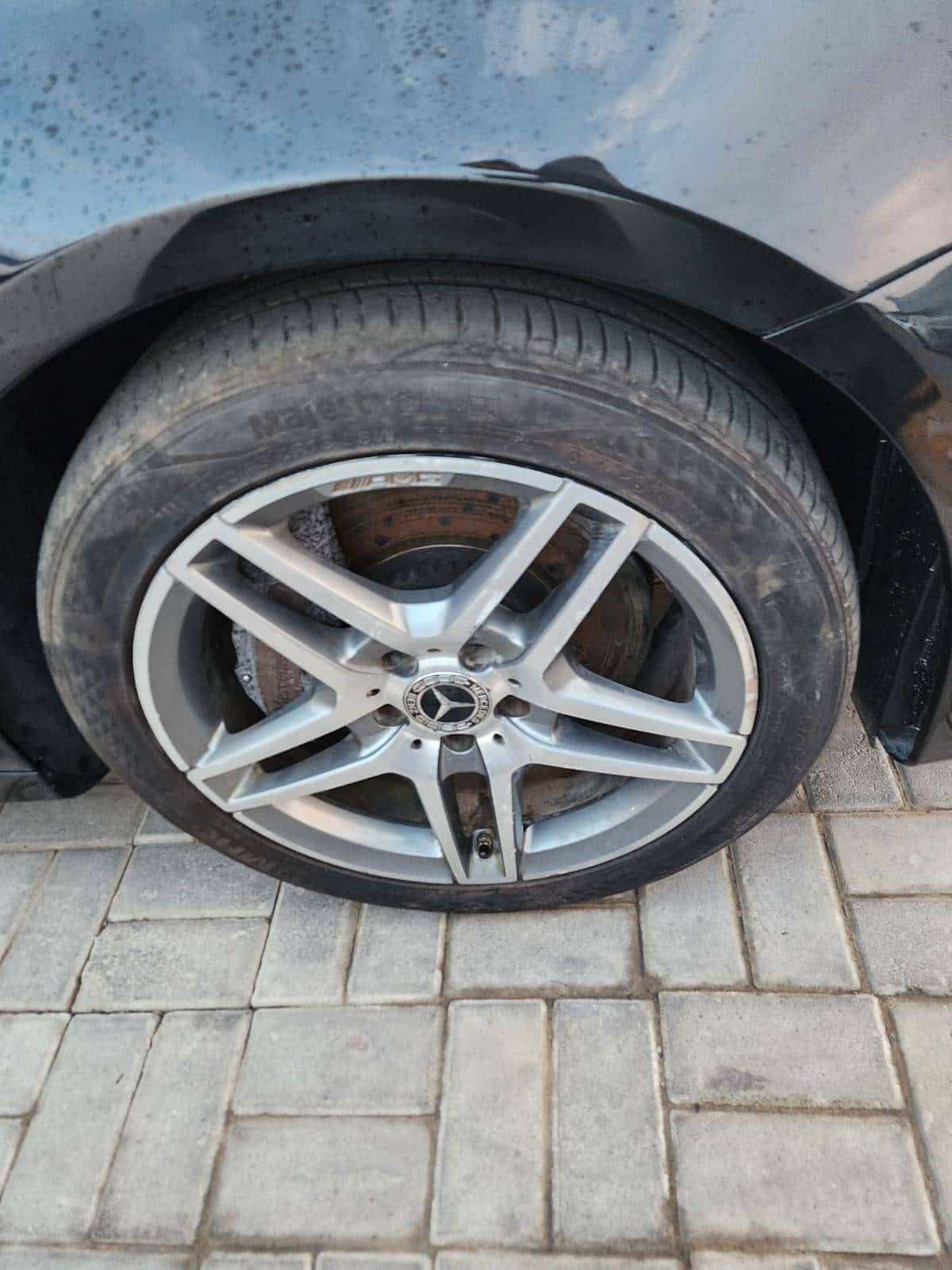 MERCEDES BENZ E-300 2019 thumbnail 4