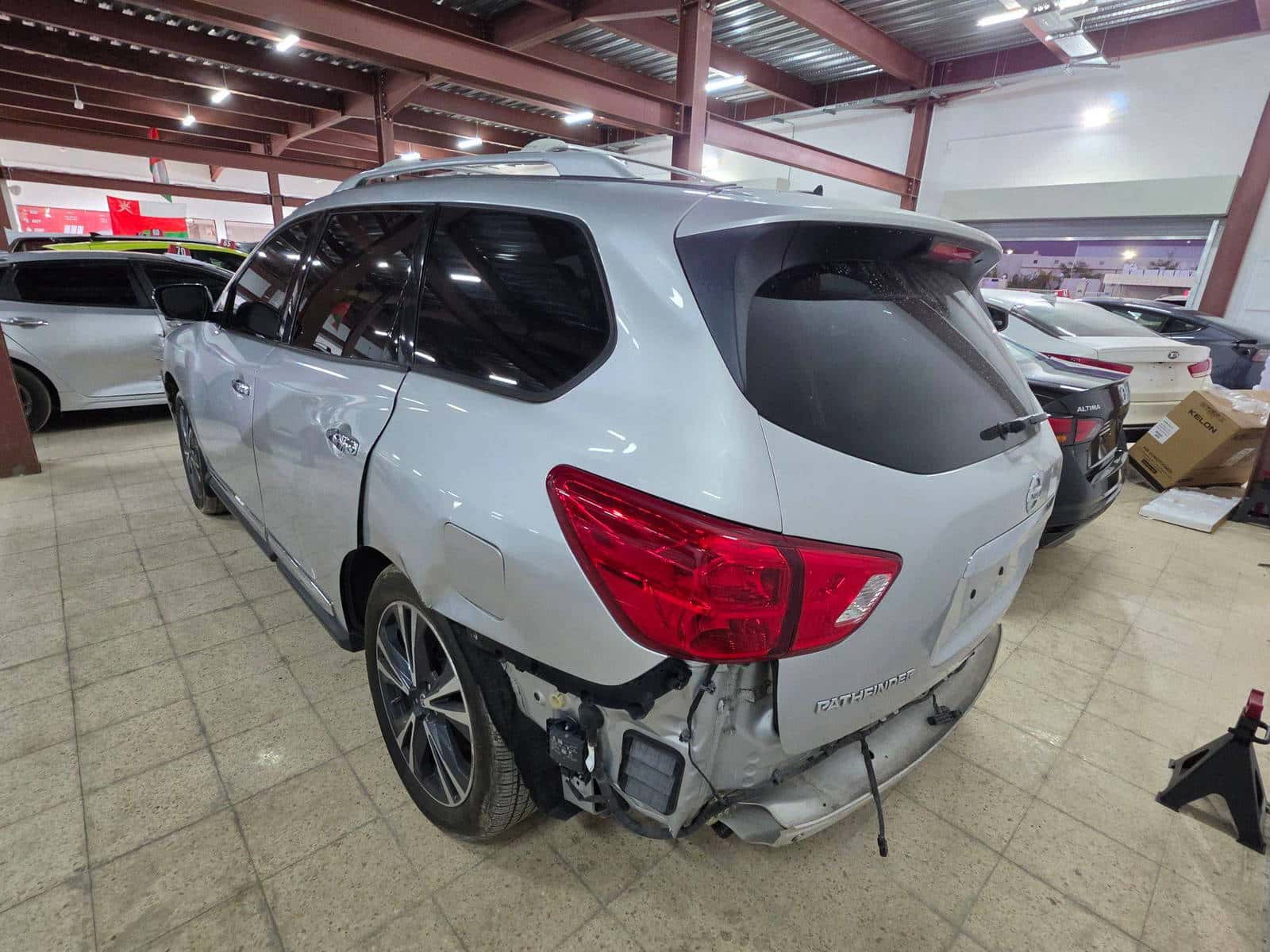NISSAN PATHFINDER 2018 thumbnail 4