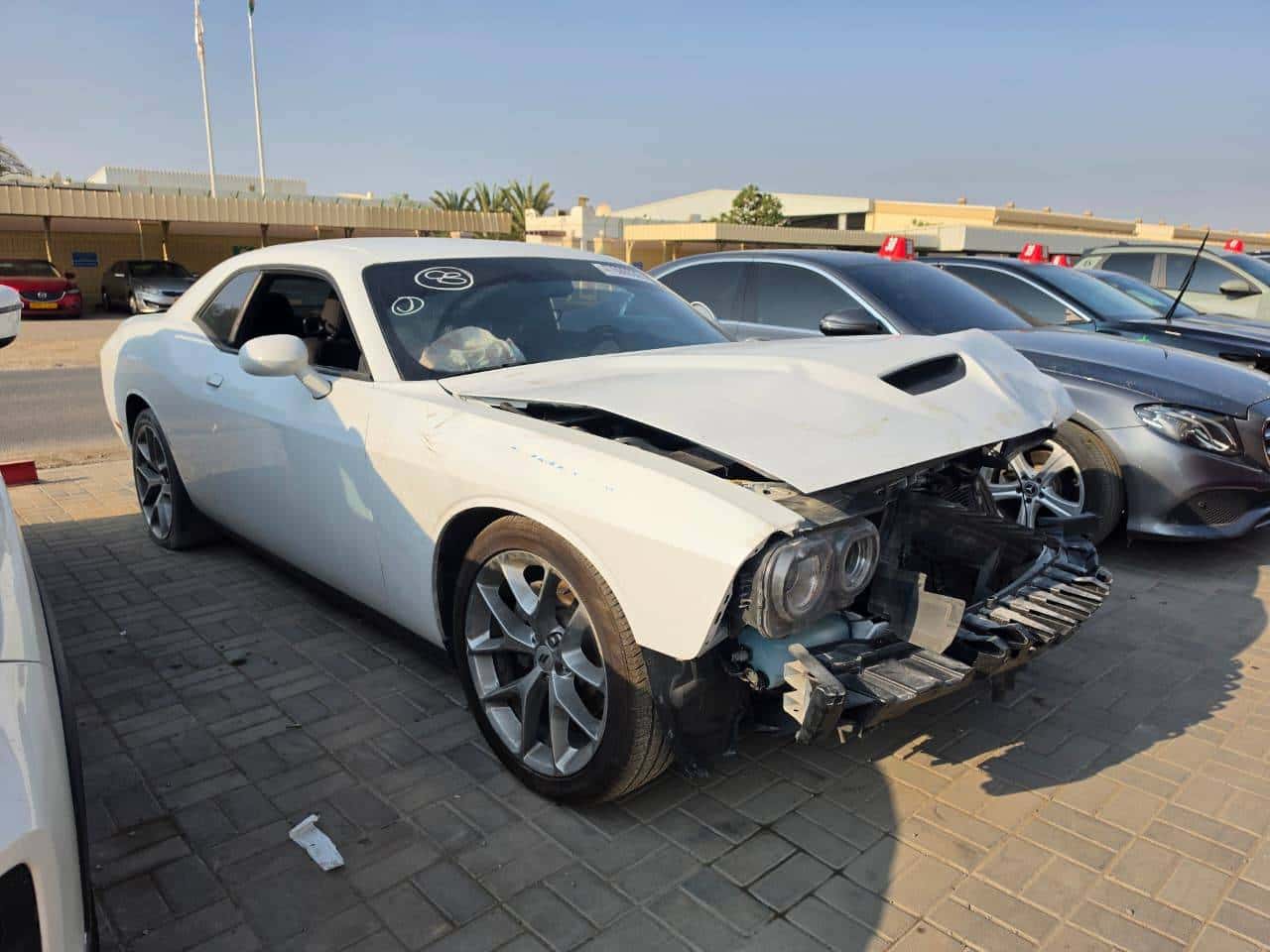 Dodge CHALLENGER 2022 thumbnail 2