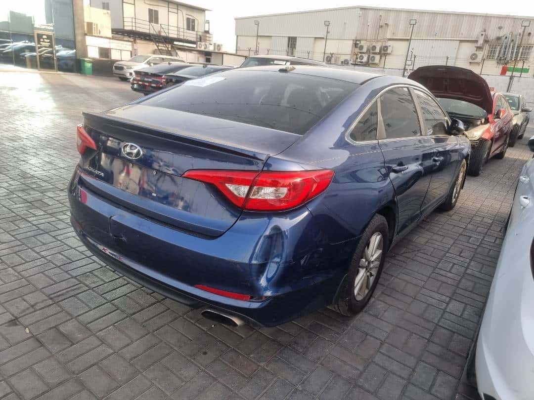 HYUNDAI SONATA - Exterior