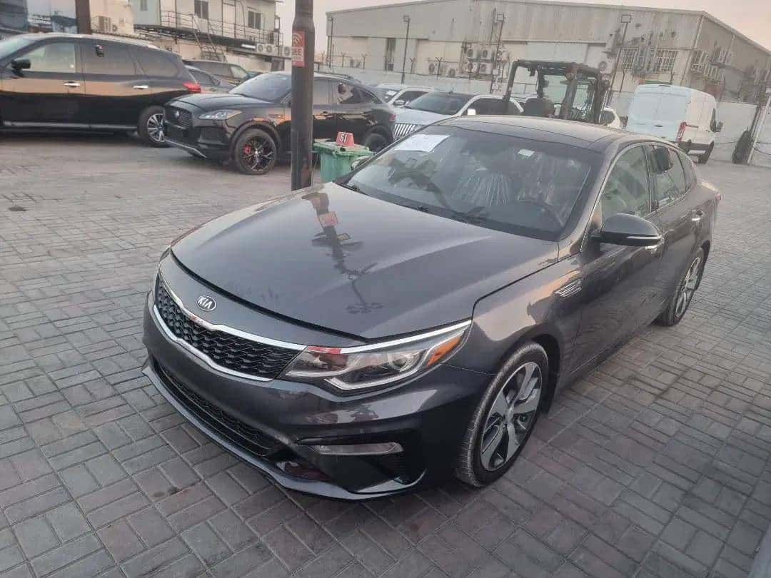 Kia Optima 2019 thumbnail 2