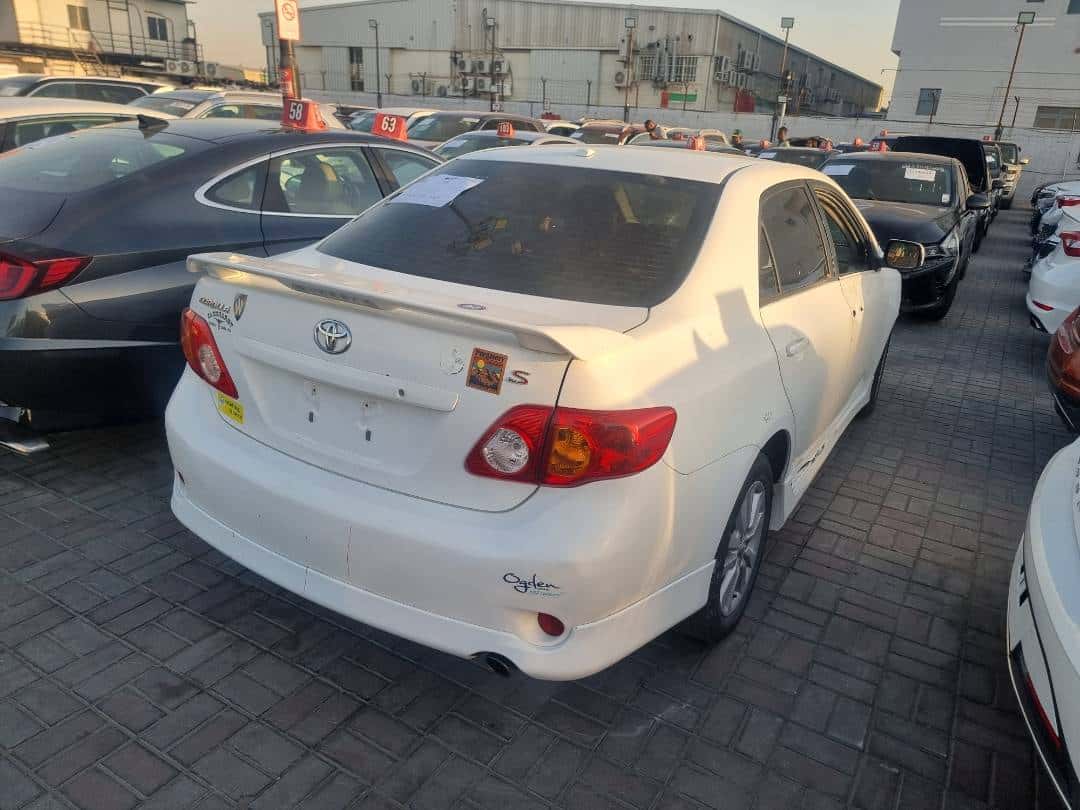 TOYOTA COROLLA 2010 thumbnail 3