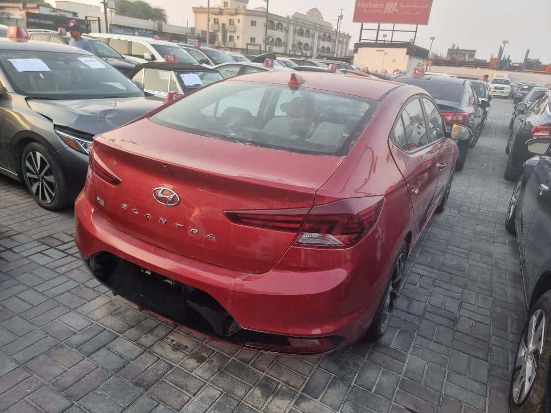 Hyundai Elantra 2020 thumbnail 3