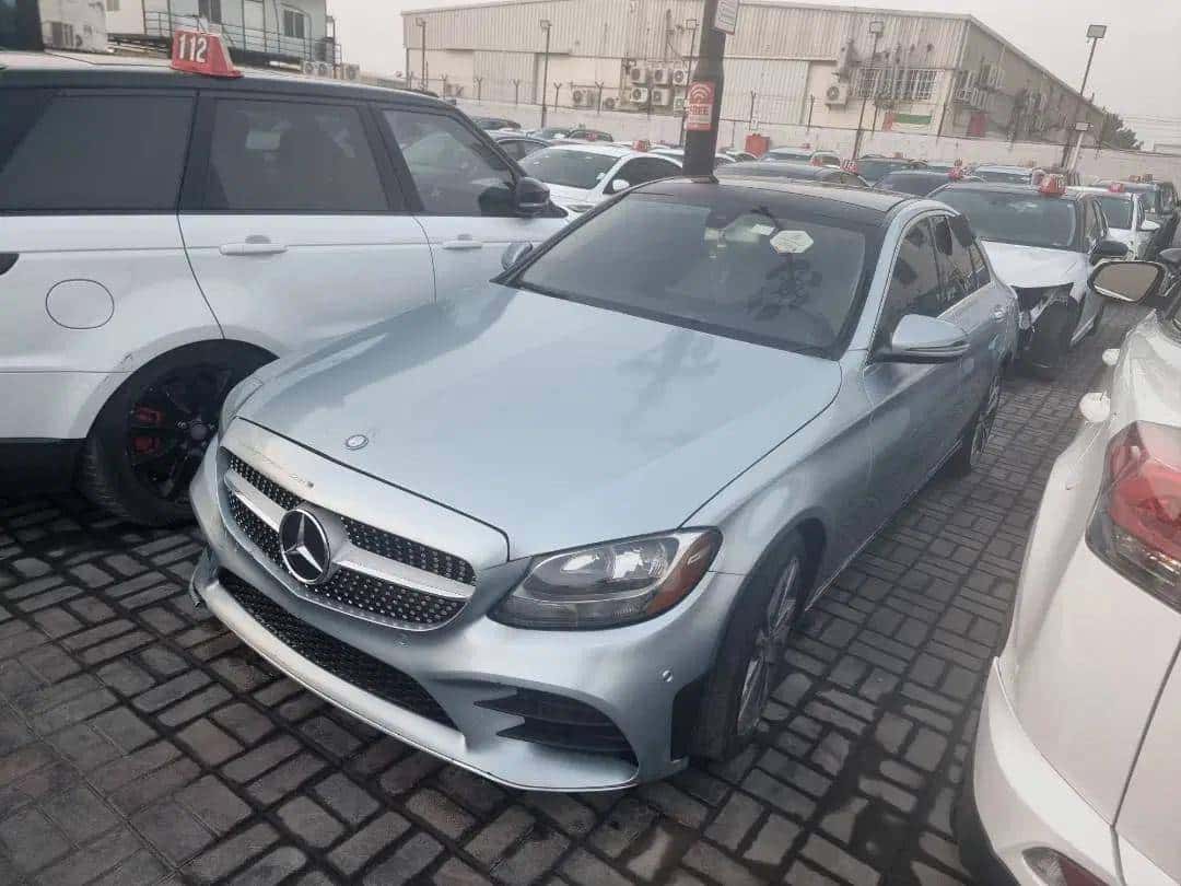 MERCEDES BENZ C300 2018 thumbnail 1