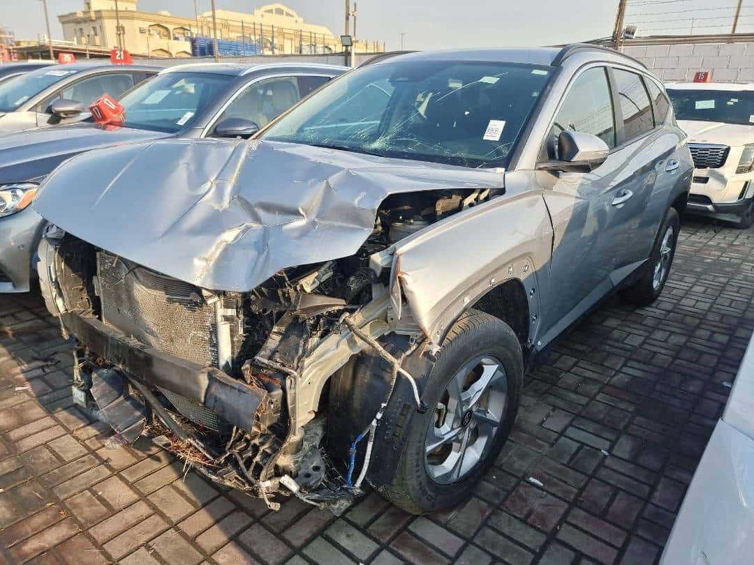 Hyundai Tucson 2022 thumbnail 4