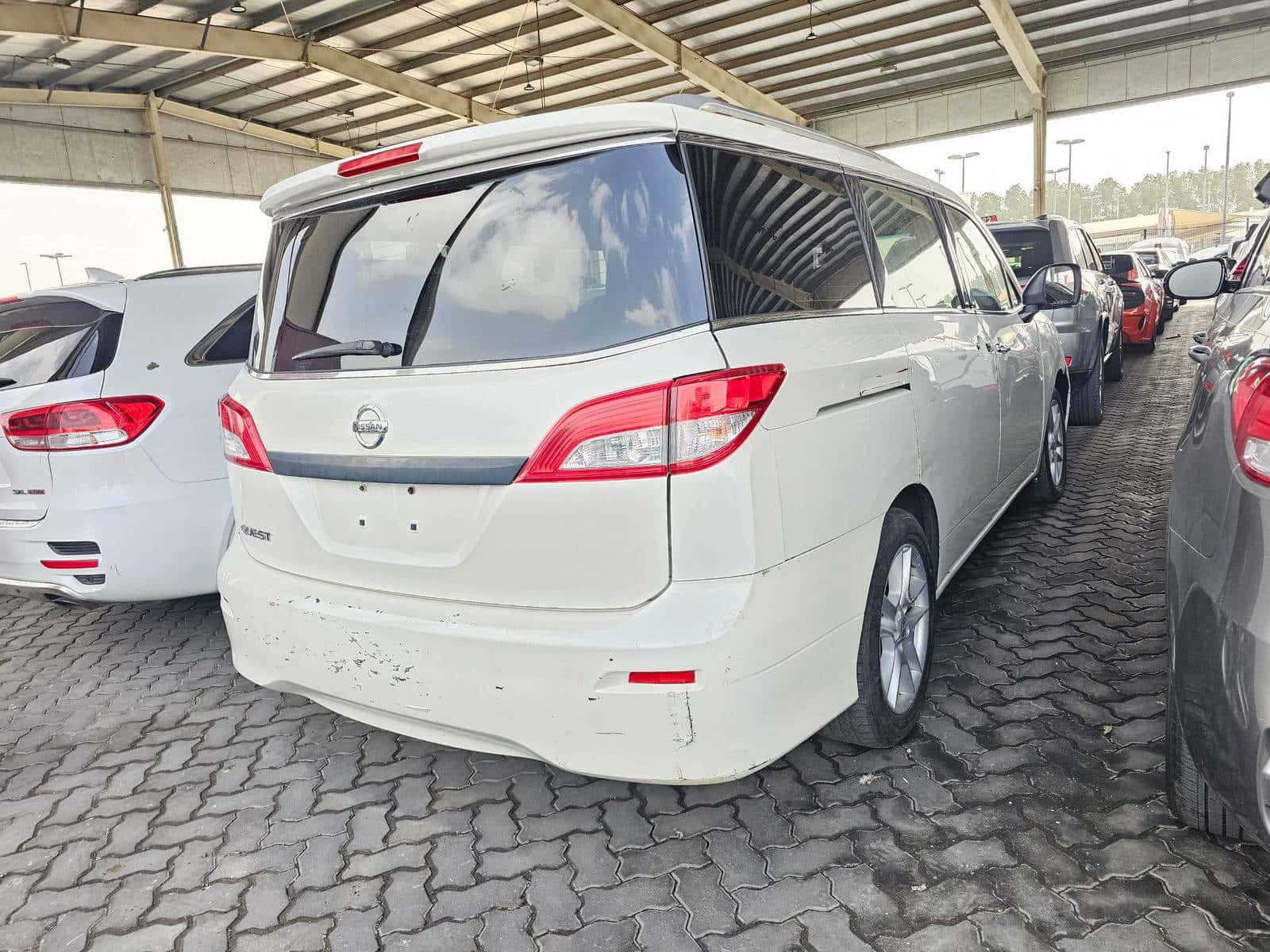 NISSAN QUEST - Exterior