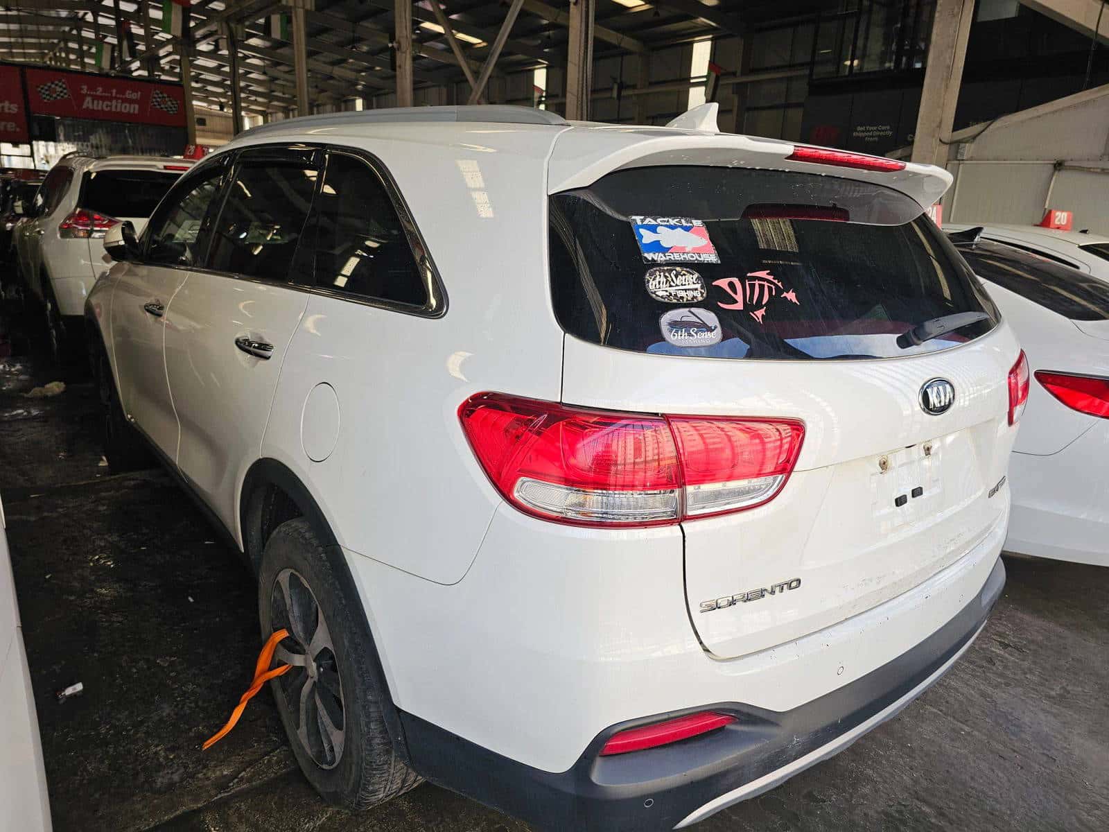 Kia Sorento 2016 thumbnail 2