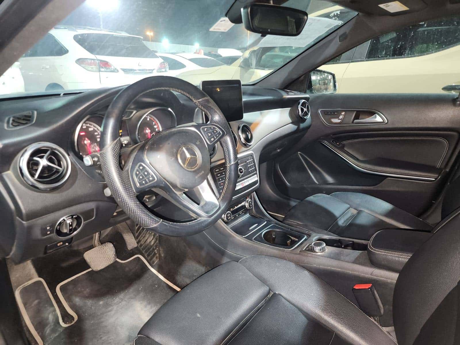 MERCEDES BENZ GLA-250 2019 thumbnail 7