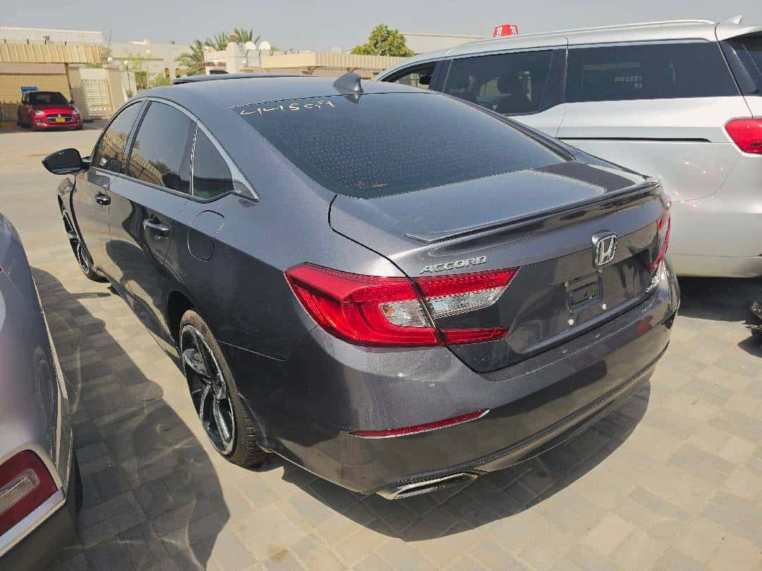 Honda Accord 2019 thumbnail 1