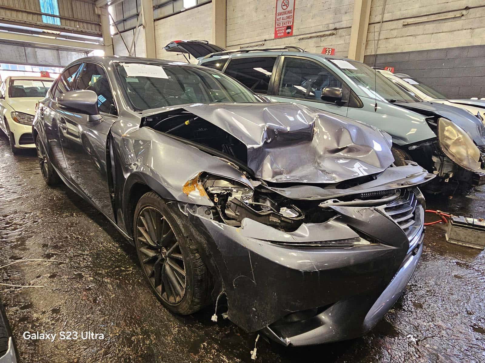 LEXUS IS 250 - Exterior