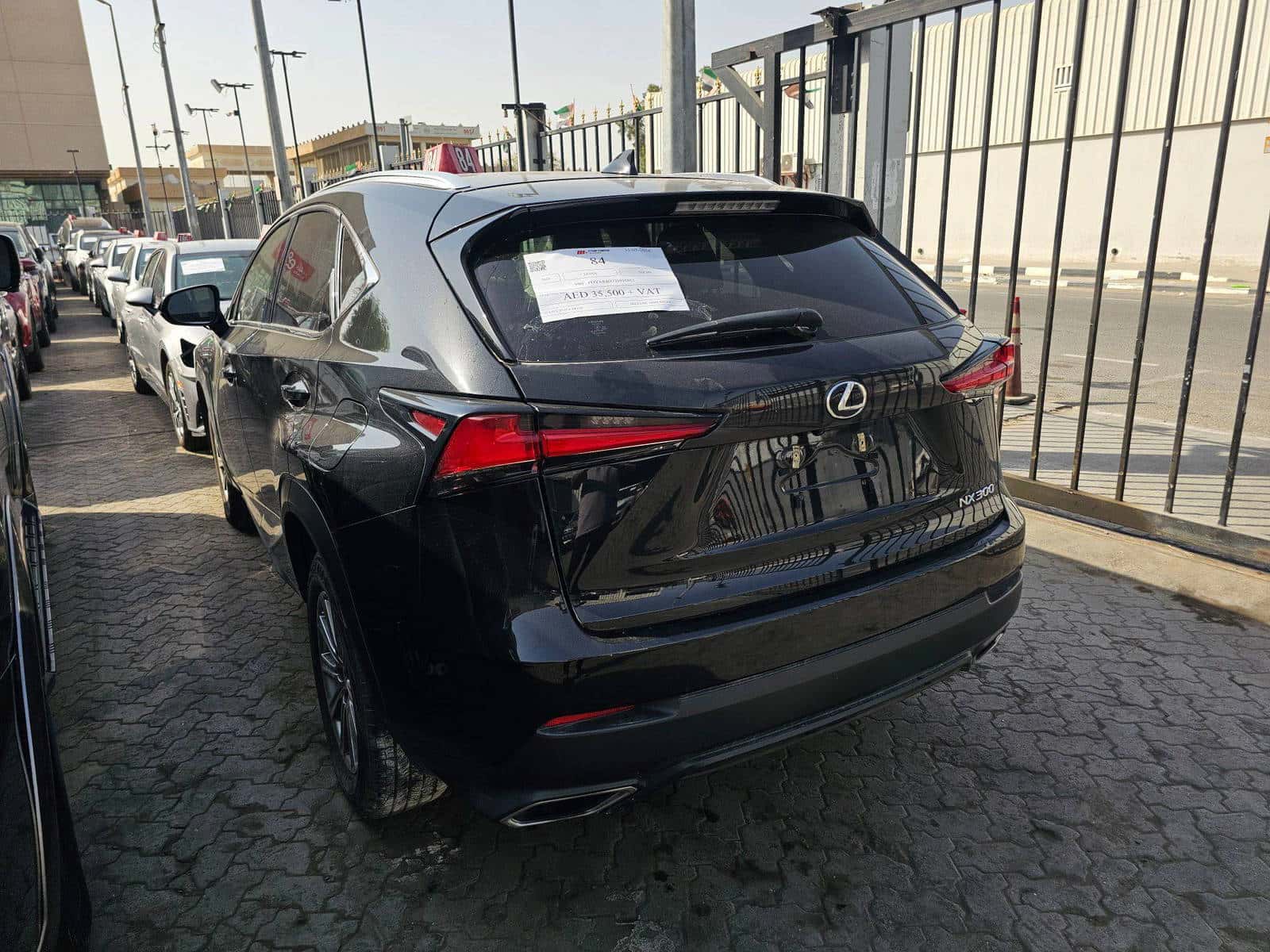 LEXUS NX 300 2018 thumbnail 2