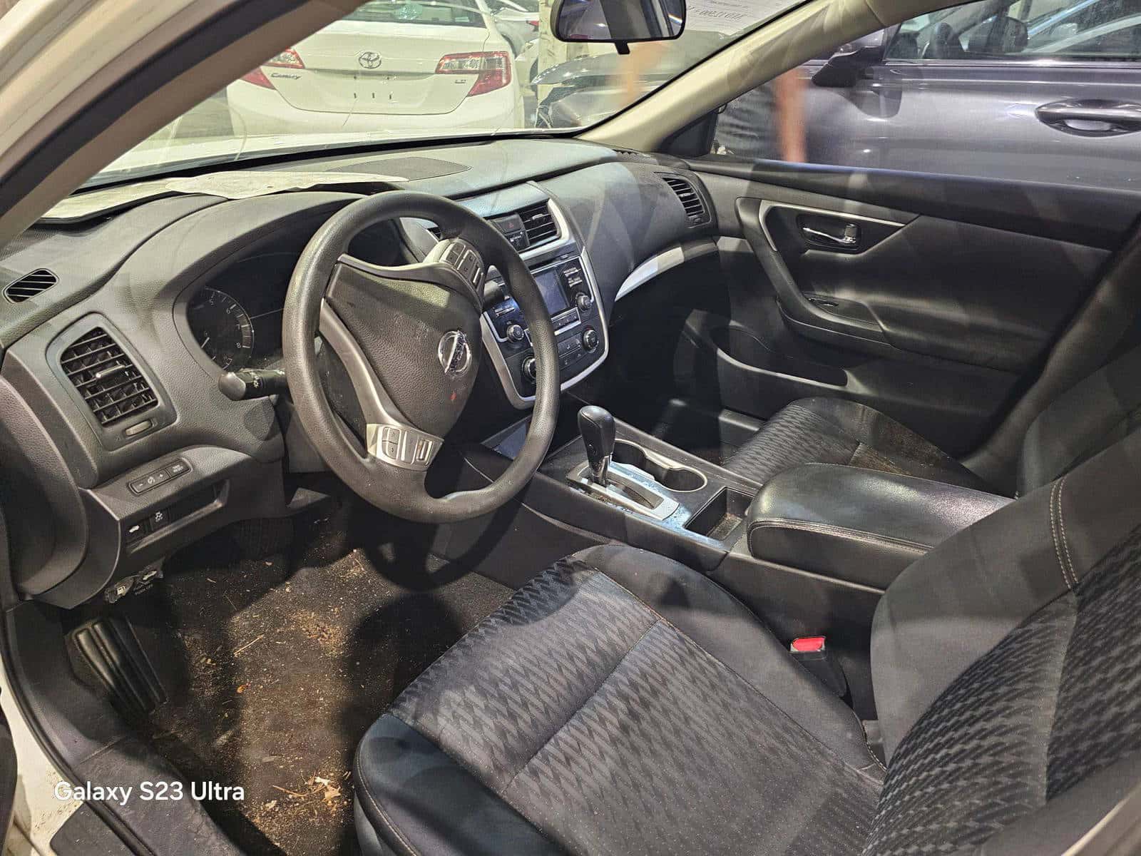 NISSAN ALTIMA - Exterior
