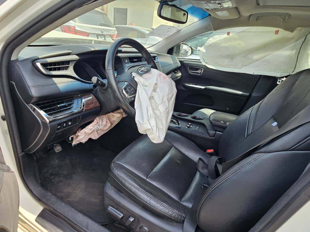 Toyota Avalon 2015 thumbnail 7