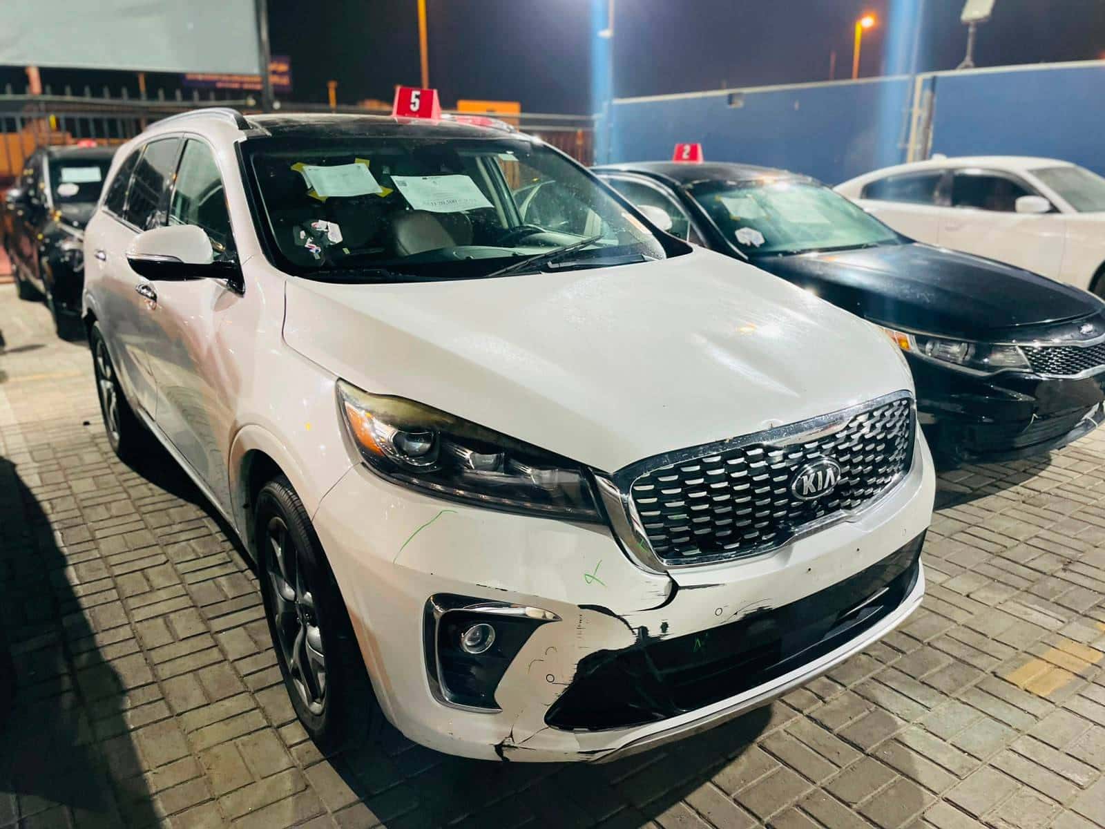 KIA SORENTO 2019 thumbnail 3