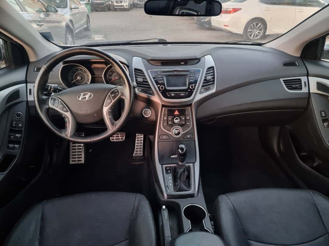 Hyundai Elantra 2015 thumbnail 7