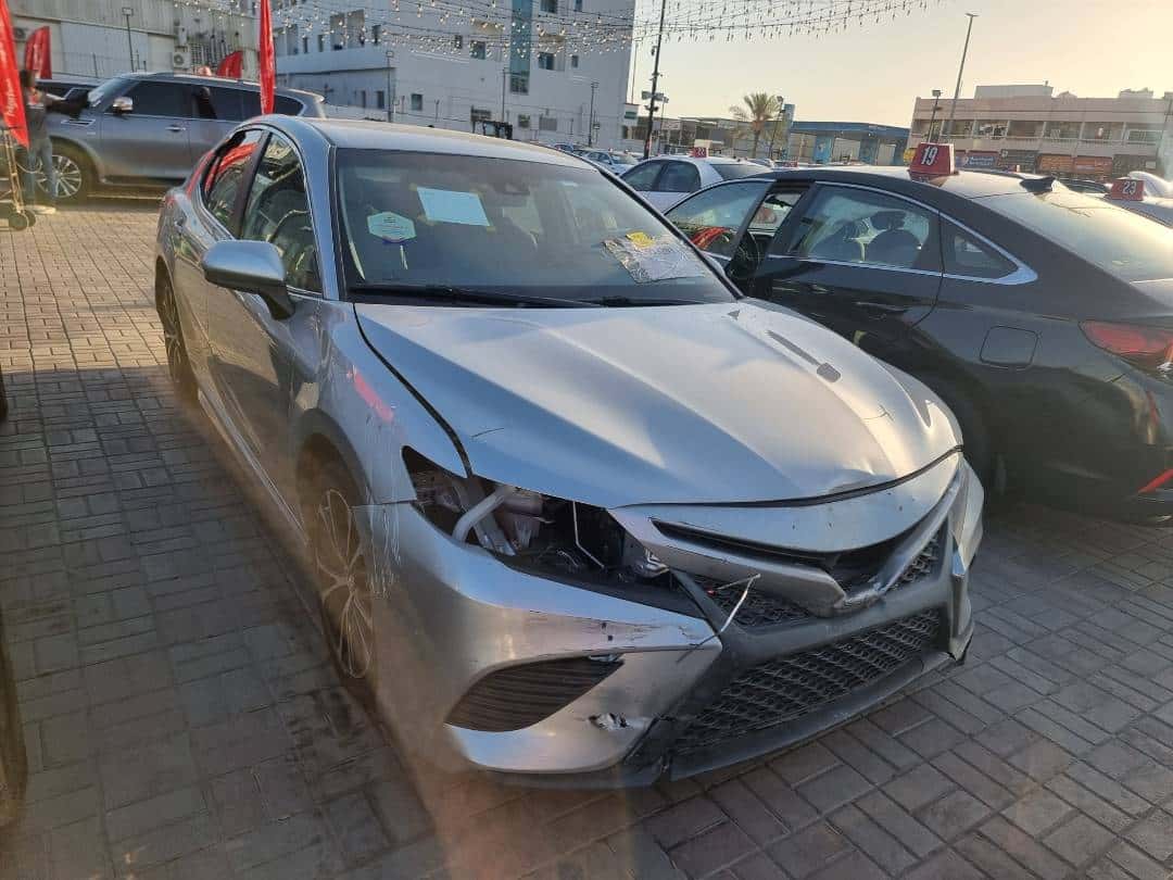 TOYOTA CAMRY 2019 thumbnail 2