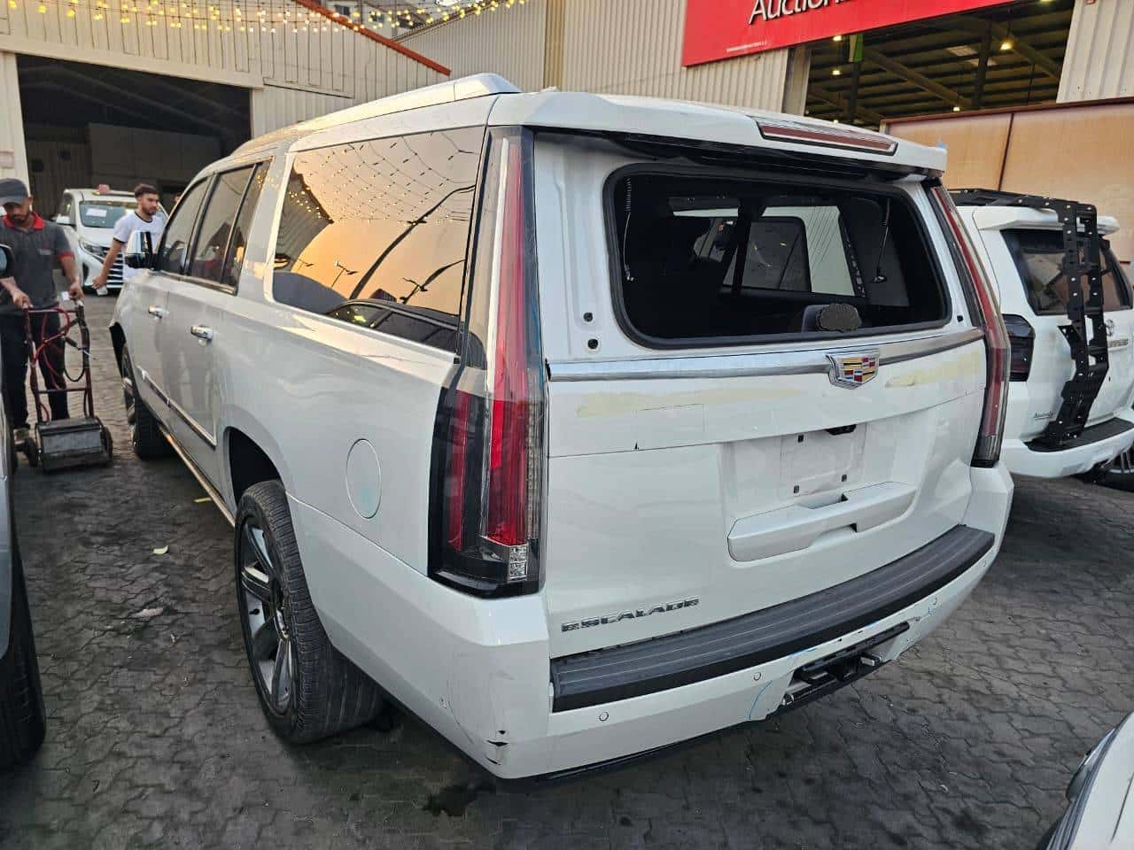 CADILLAC ESCALADE ESV PREMIUM LUXURY 2019 thumbnail 6
