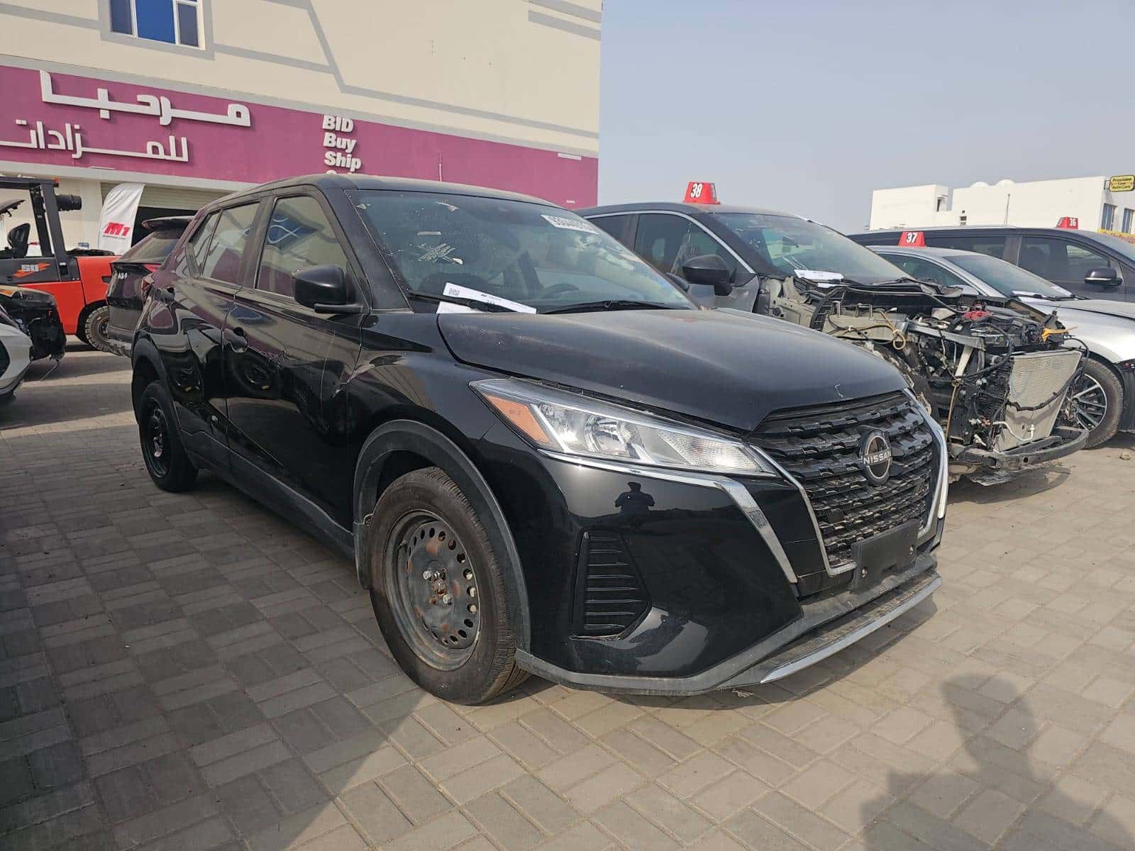 Nissan Kicks 2023 thumbnail 1