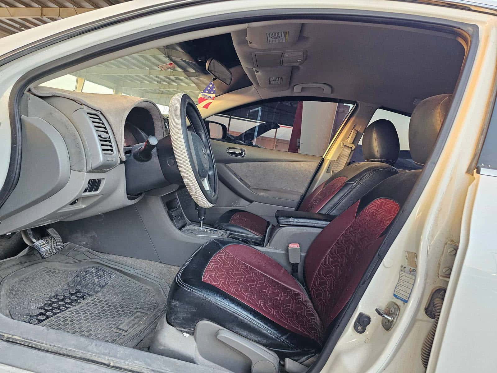 NISSAN ALTIMA - Exterior