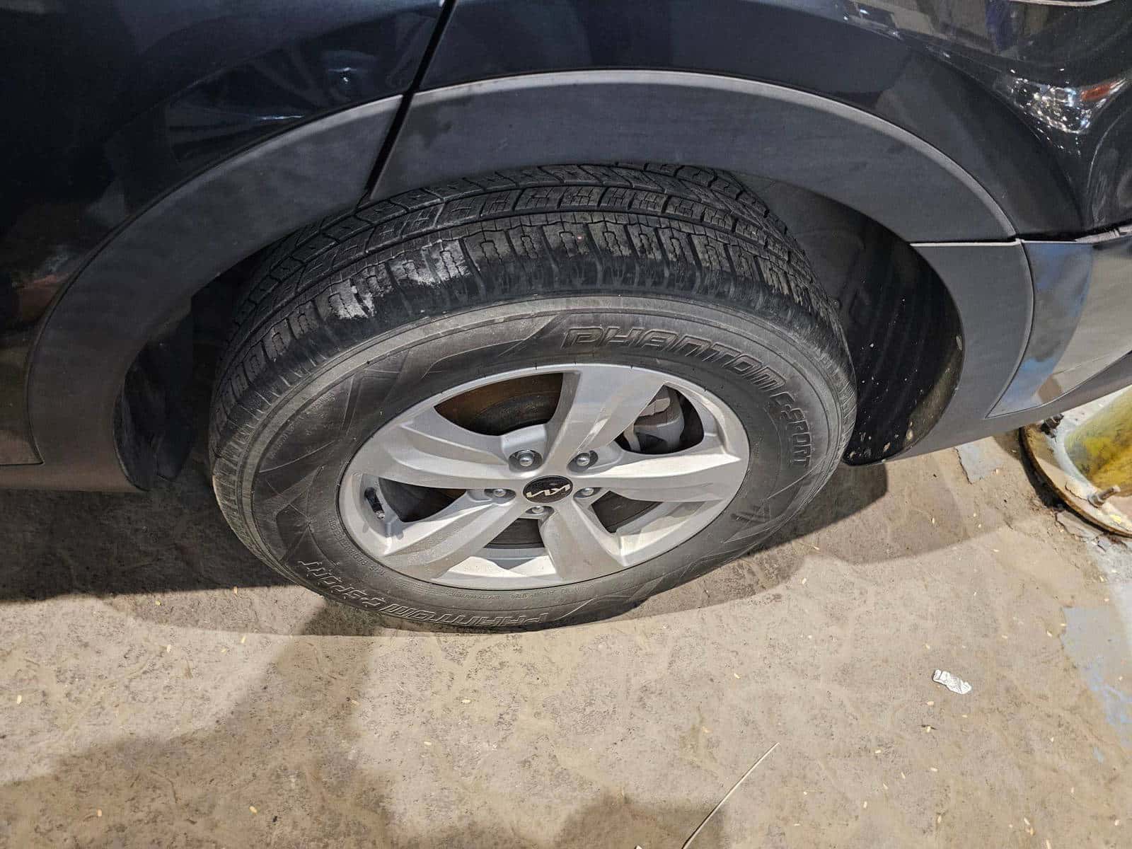 KIA SORENTO 2022 thumbnail 5
