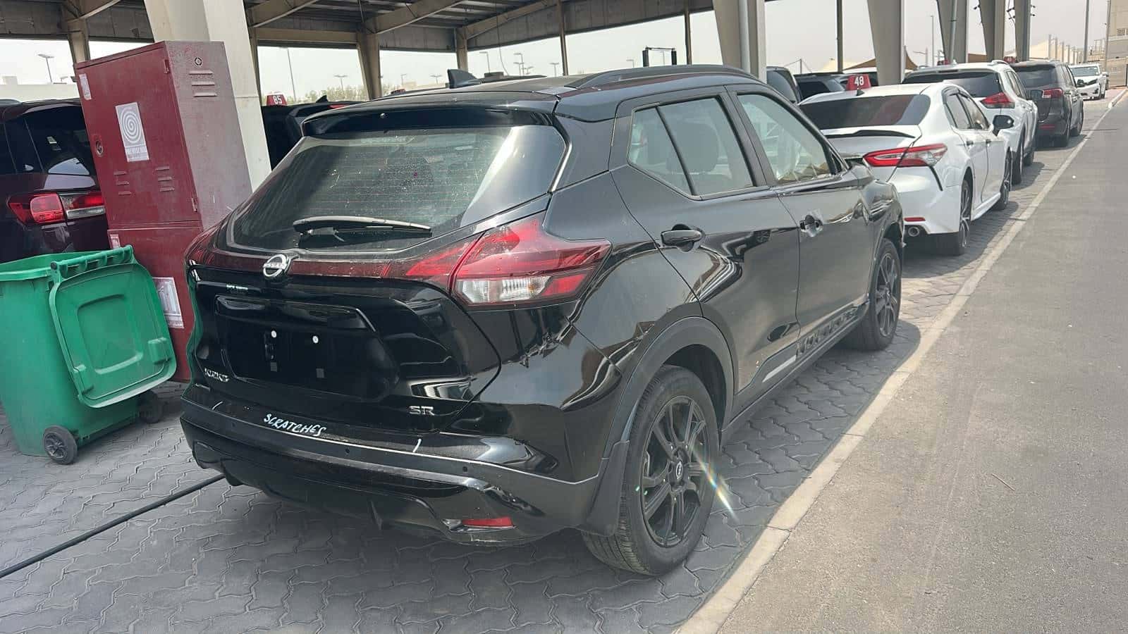 NISSAN KICKS 2023 thumbnail 3
