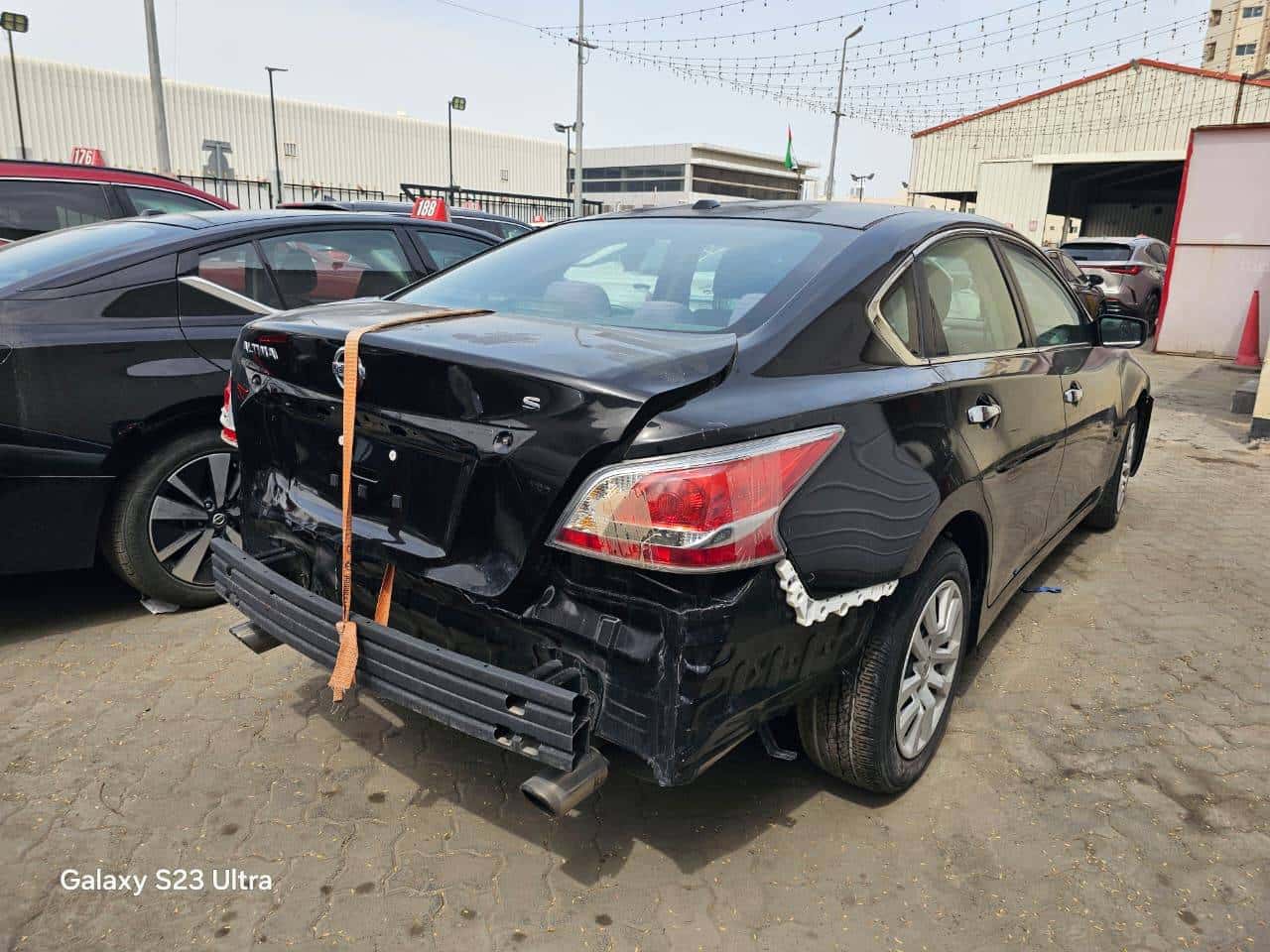 NISSAN ALTIMA - Exterior
