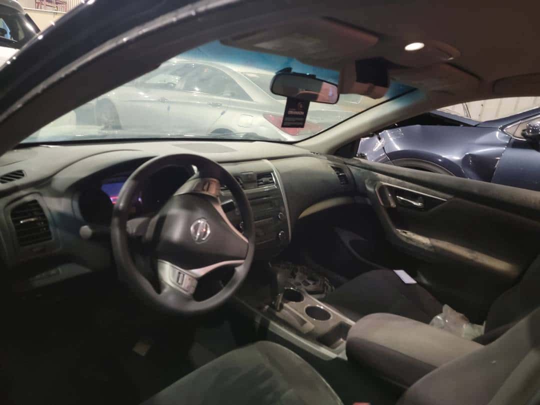 NISSAN ALTIMA - Exterior