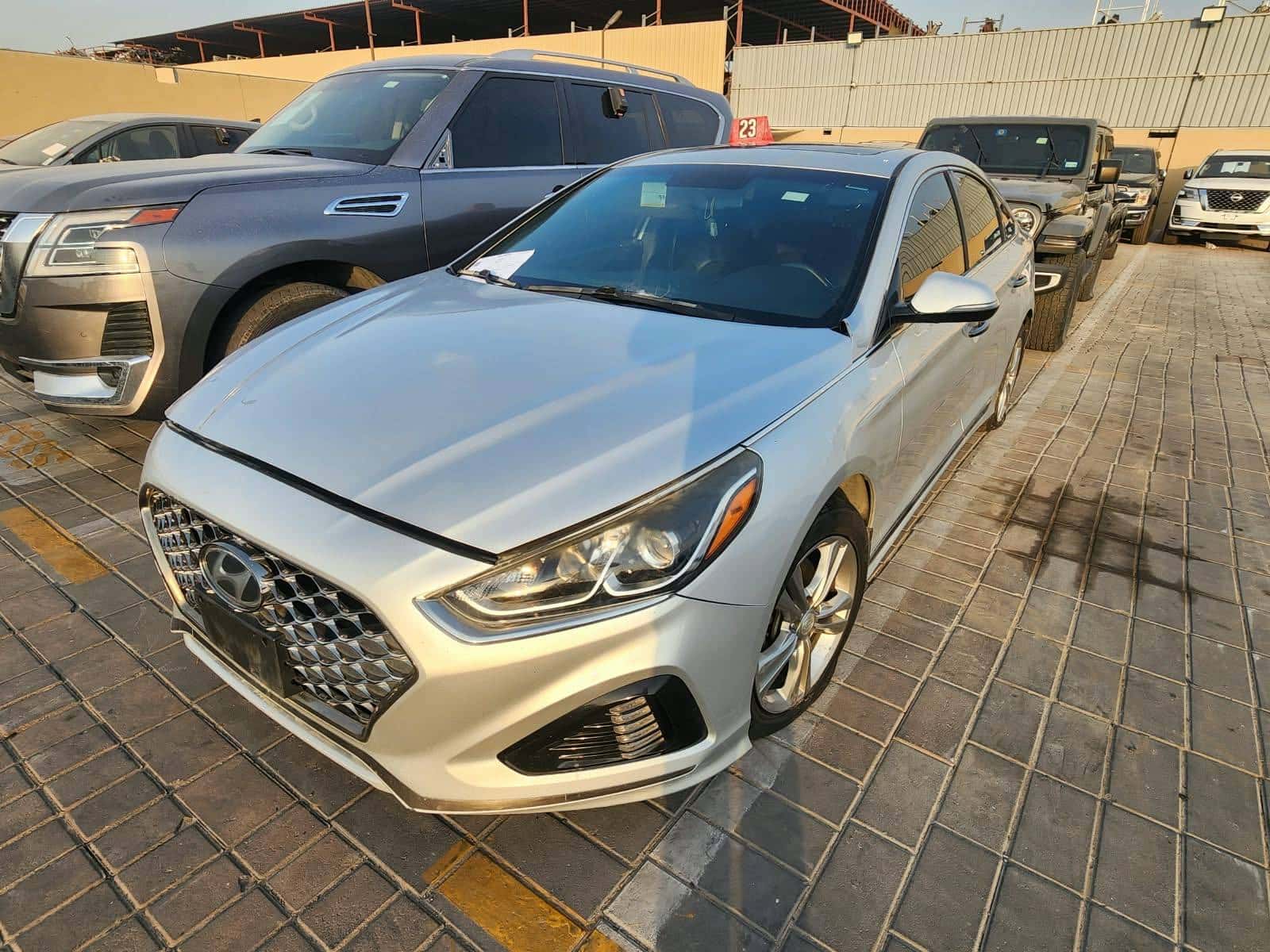 Hyundai Sonata 2019 thumbnail 1