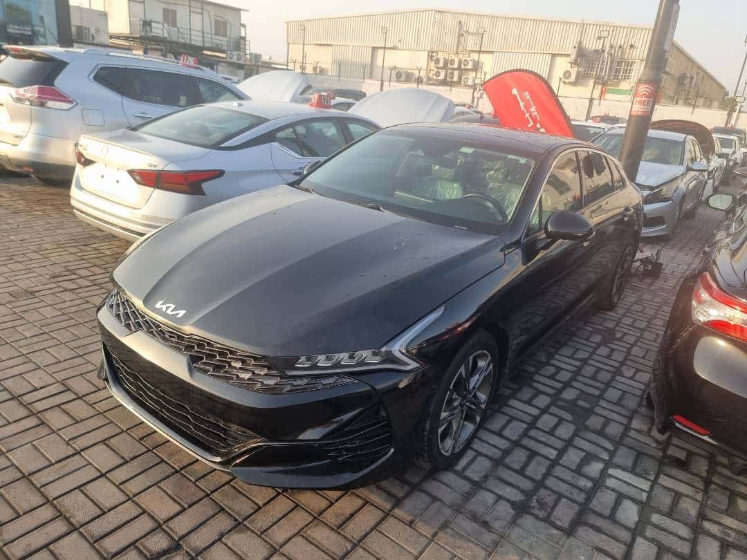 Kia K5 2021 thumbnail 2