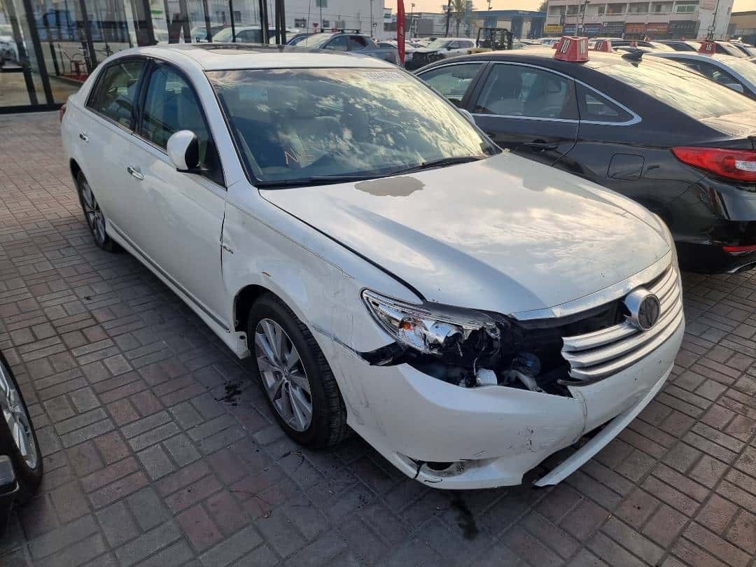 Toyota Avalon 2011 thumbnail 5