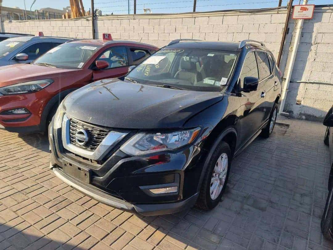 Nissan Rogue 2017 thumbnail 1
