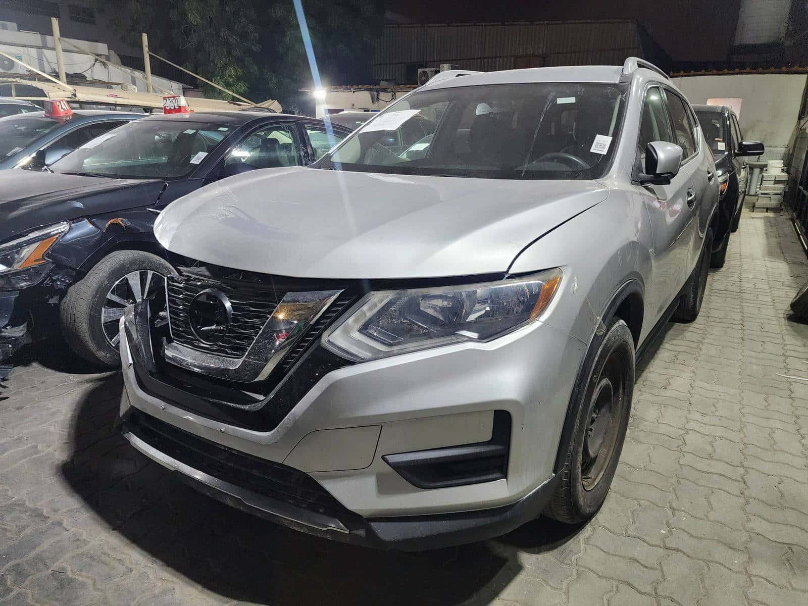 NISSAN ROGUE - Exterior