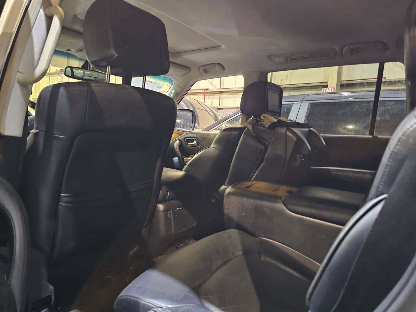 INFINITI QX80 2014 thumbnail 5