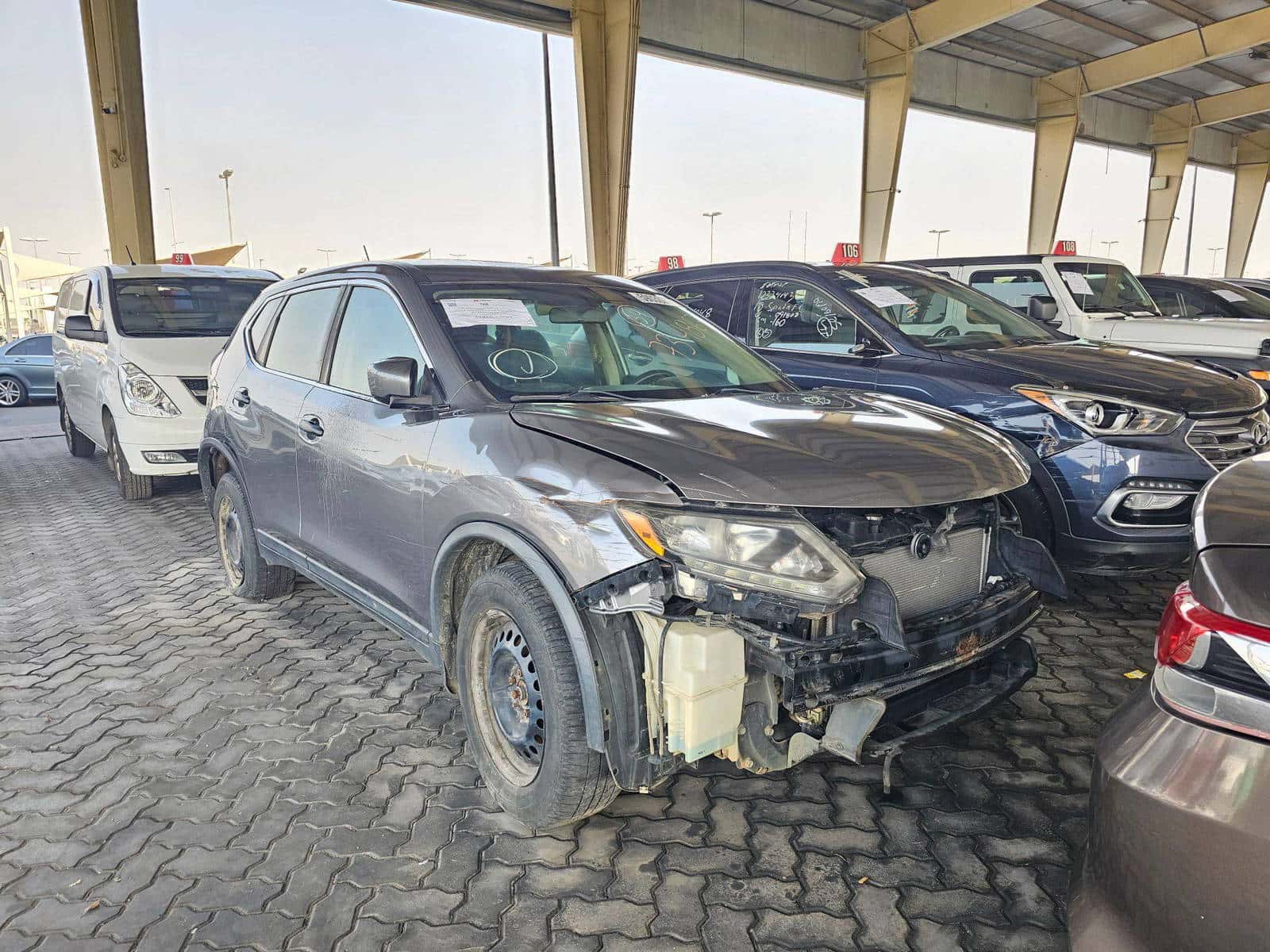 NISSAN ROGUE - Exterior