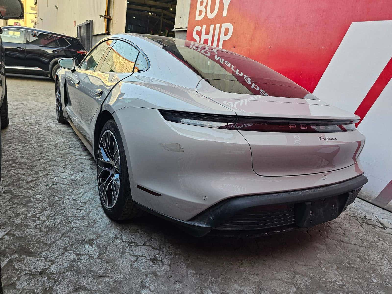 PORSCHE TAYCAN - Exterior