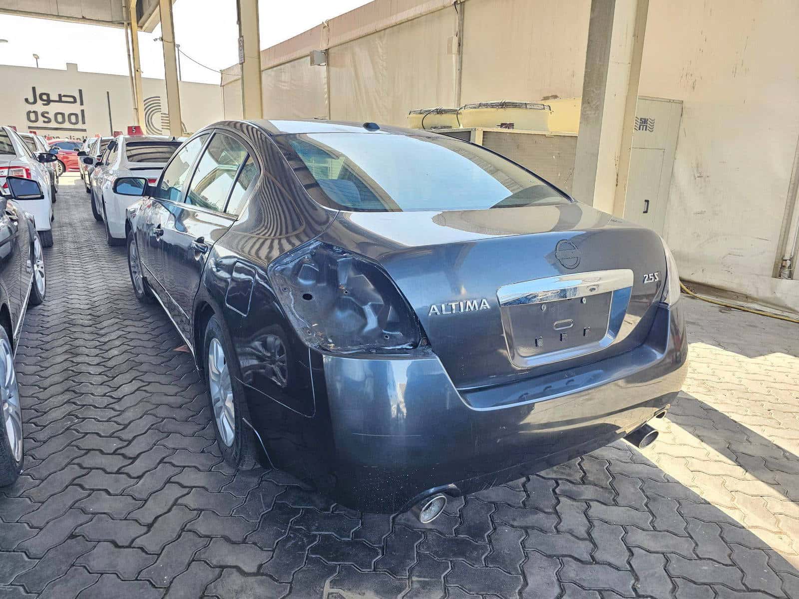 NISSAN ALTIMA - Exterior