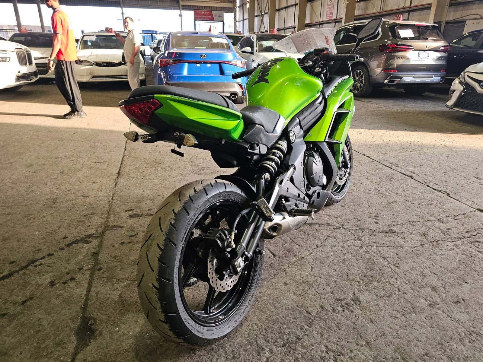 KAWASAKI EX650 E - Exterior