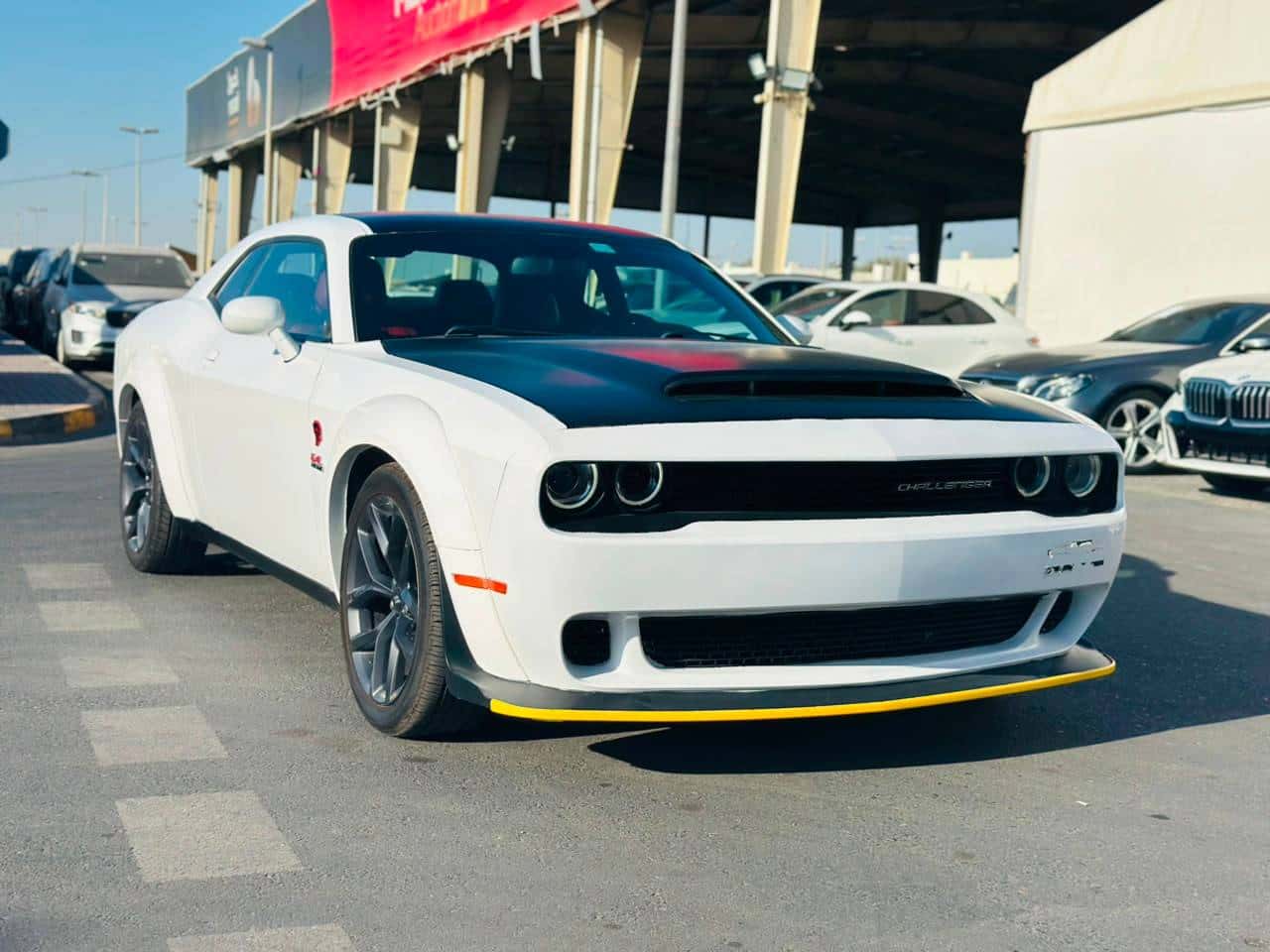 DODGE CHALLENGER 2021 thumbnail 2