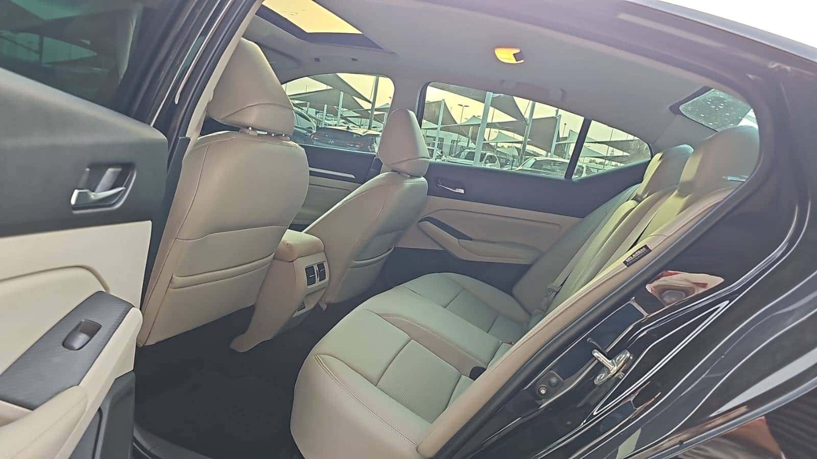 Nissan Altima 2019 thumbnail 6