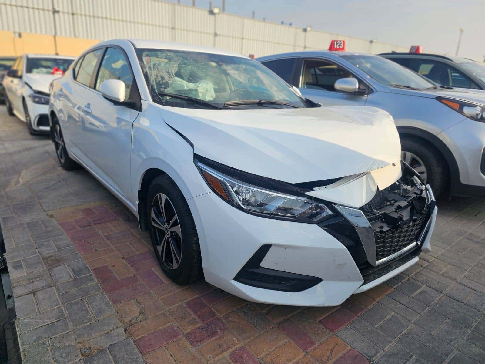 NISSAN SENTRA 2023 thumbnail 3