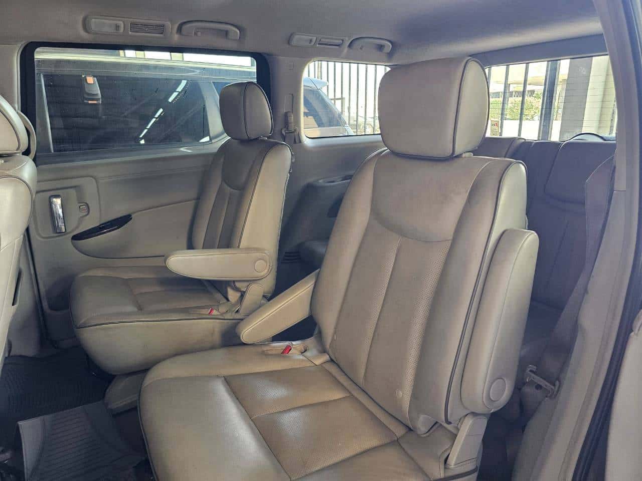 Nissan Quest 2011 thumbnail 6