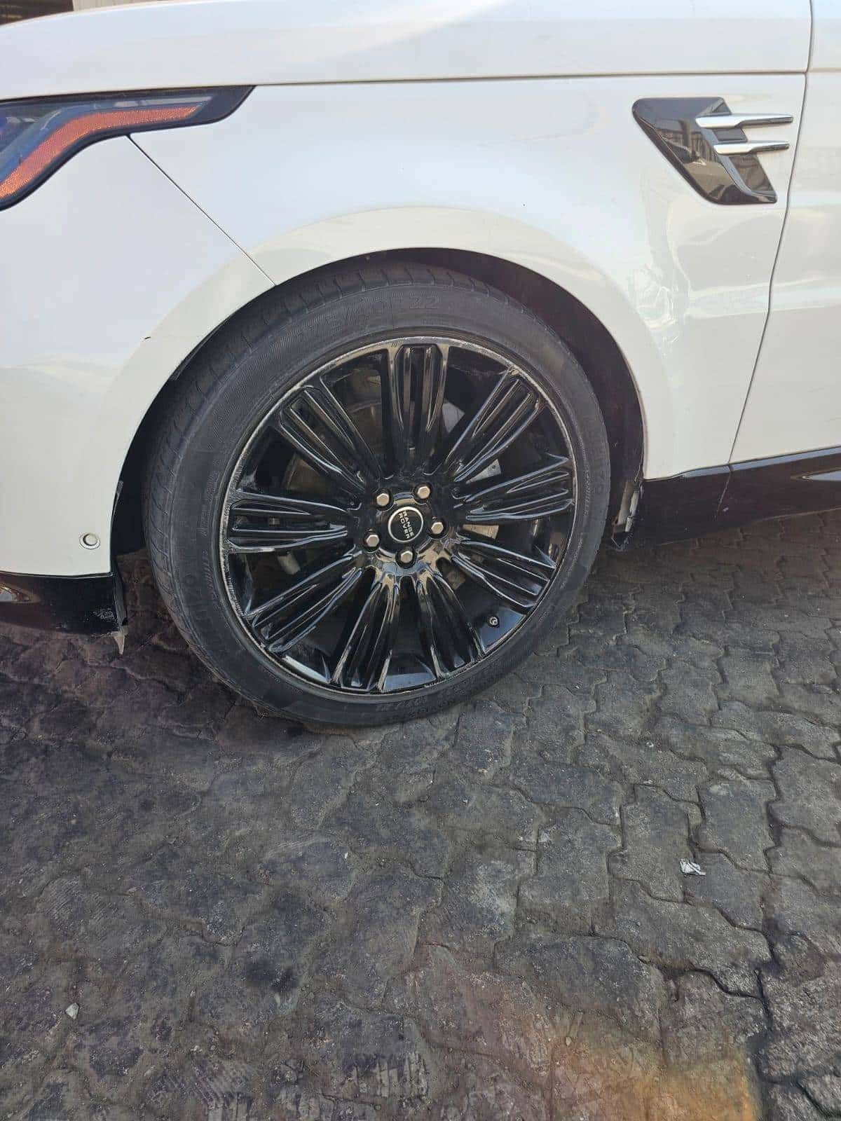 Land Rover RANGE ROVER SPORT HSE 2020 thumbnail 4