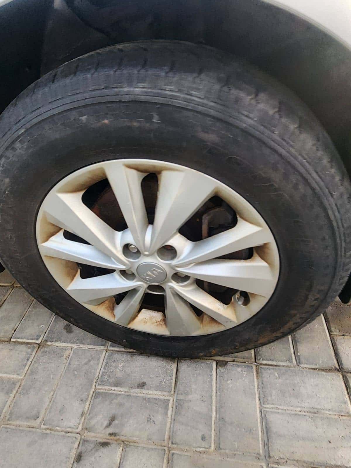 KIA SEDONA 2016 thumbnail 5