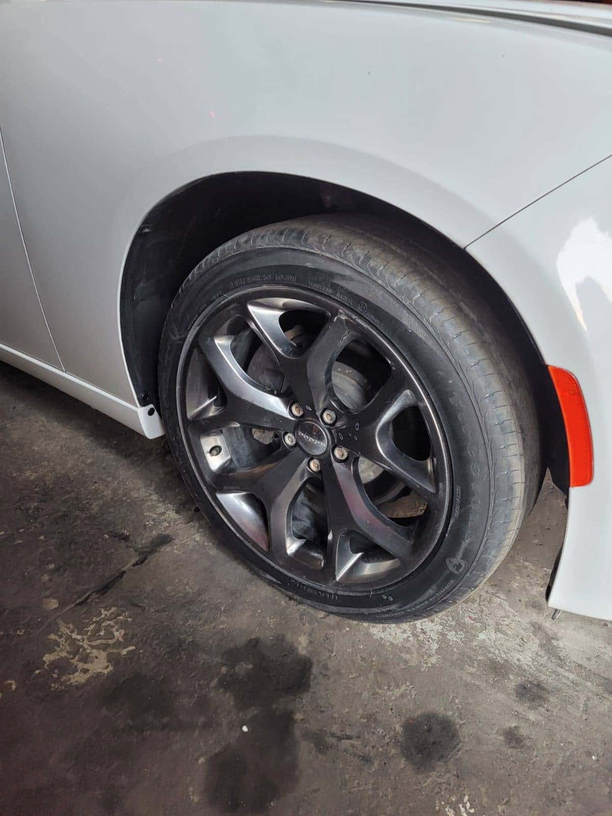 Dodge Charger 2021 thumbnail 4