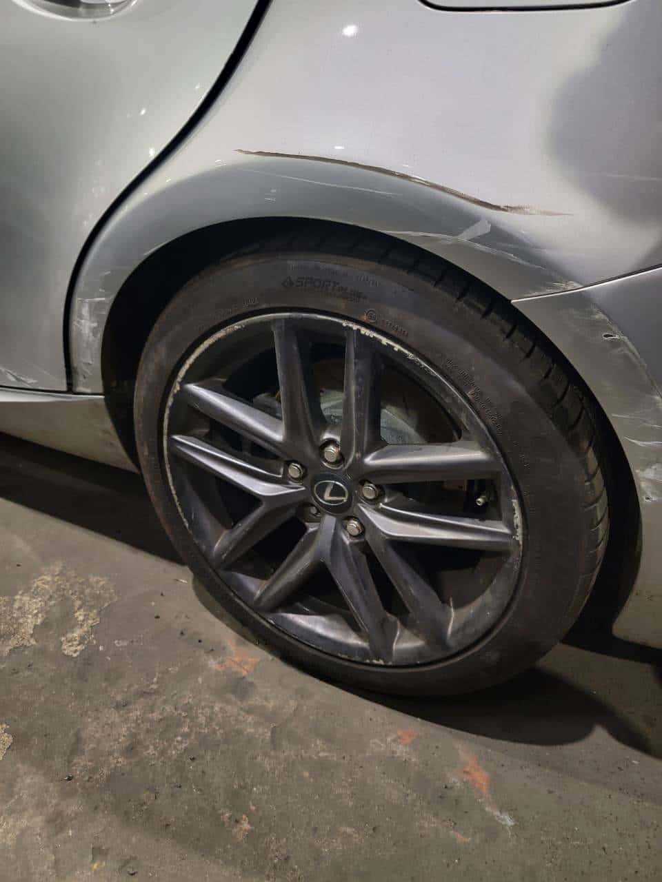 LEXUS IS 200T 2016 thumbnail 6