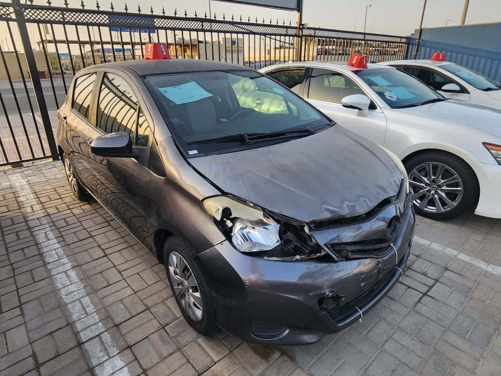 TOYOTA YARIS 2014 thumbnail 3