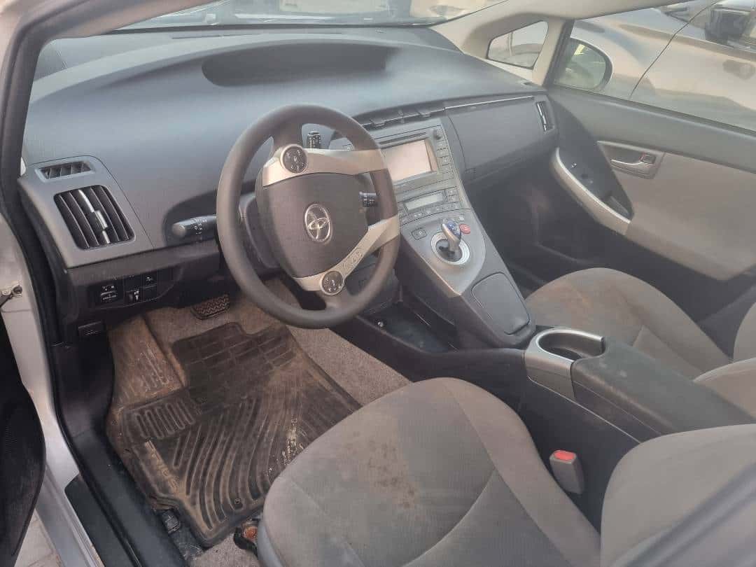 Toyota Prius 2015 thumbnail 4